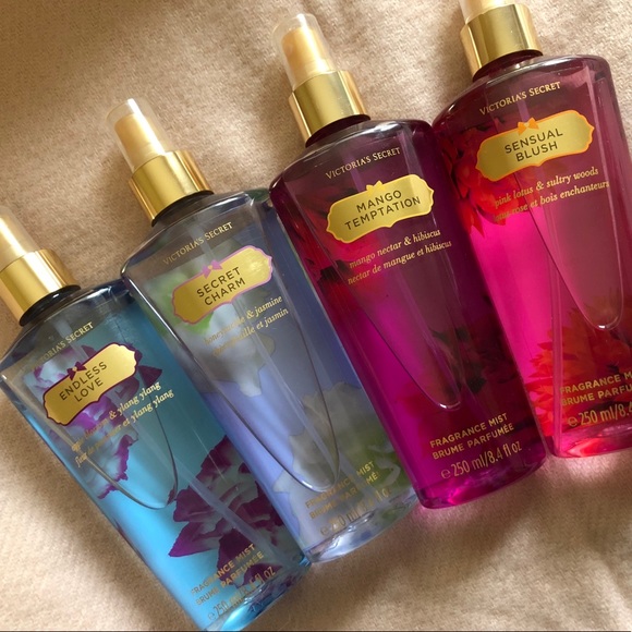 Victoria's Secret Other - 🎄Victoria Secret: Fragrance Mist (set of 4)